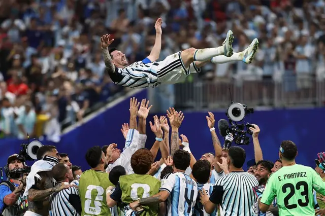 Messi en el cielo