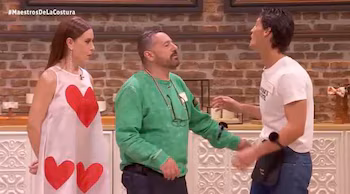 Raquel Sánchez Silva, Pepón Nieto y Jorge Román en 'Maestros de la costura celebrity' (RTVE).