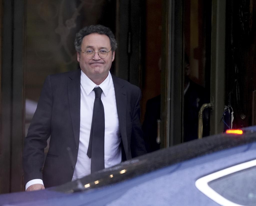 Álvaro García Ortiz, en noviembre de 2025, abandona el Supremo durante una de las jornadas del juicio.