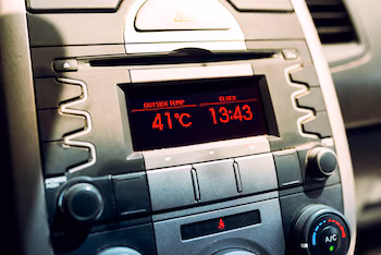 Aire acondicionado de un coche. (Pixabay)