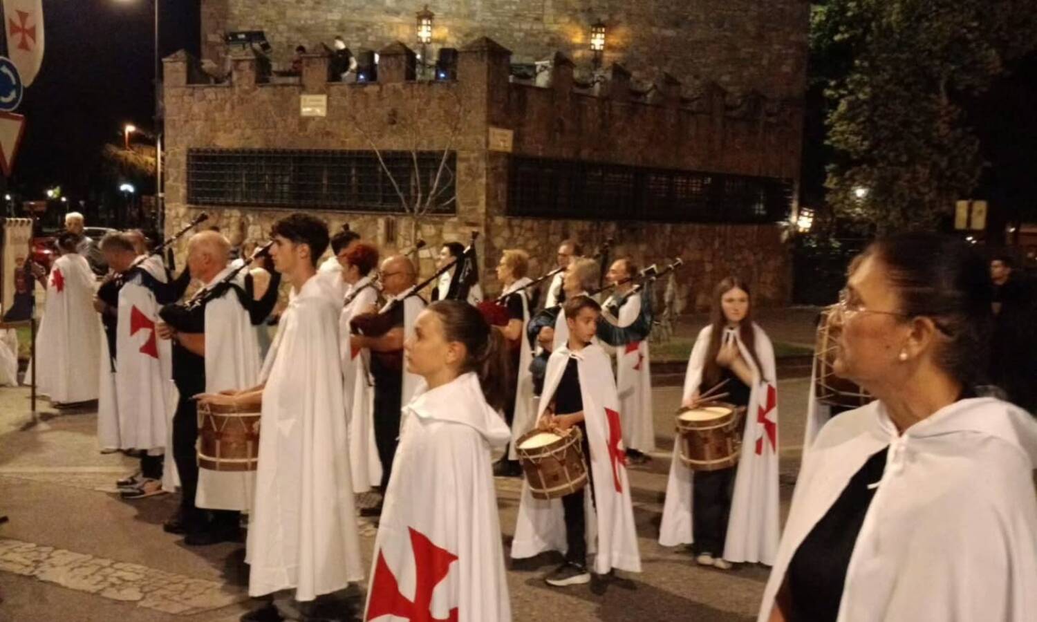 Foto: El mercado medieval que arranca el mes de julio en esta ciudad de Castilla y León. (Instagram/@aytoponferrada)