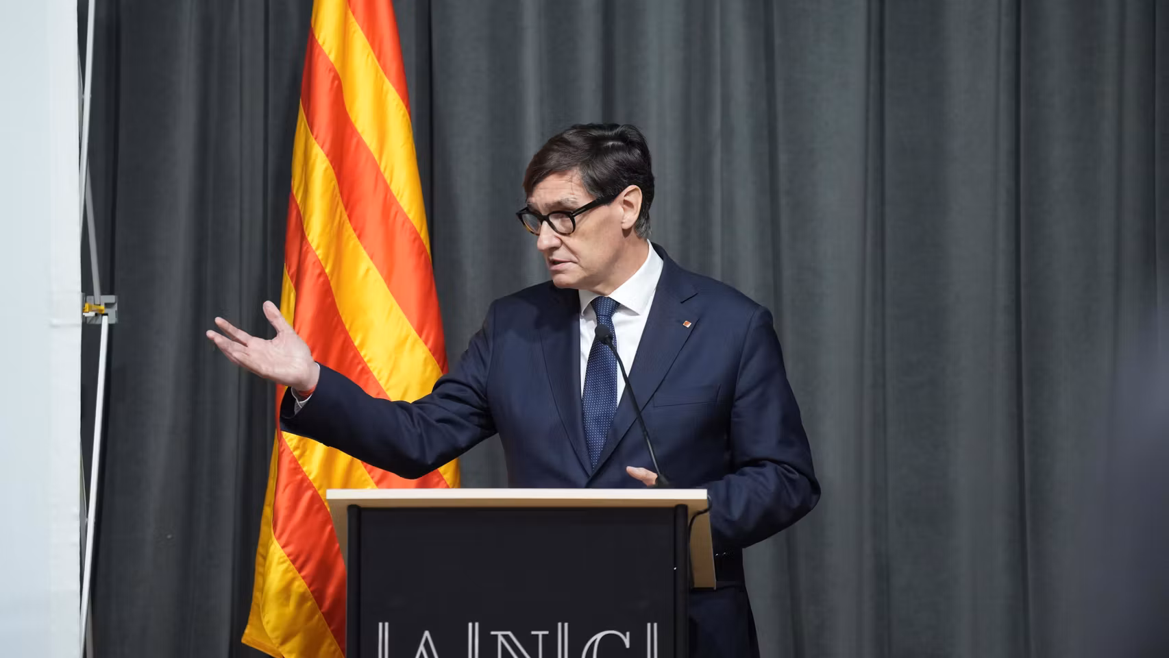El presidente de la Generalitat de Catalunya, Salvador Illa, durante el acto oficial.