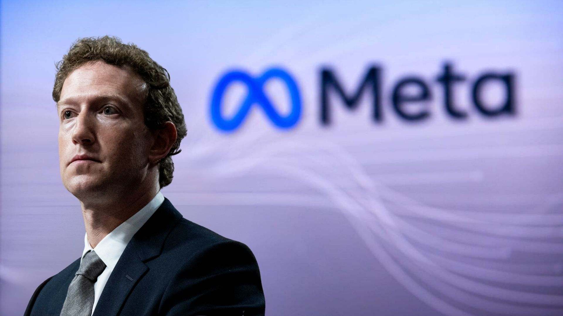 Mark Zuckerberg no está contento y se lo está haciendo saber a sus empleados: "Tememos no ser lo suficientemente rápidos para adaptarnos"