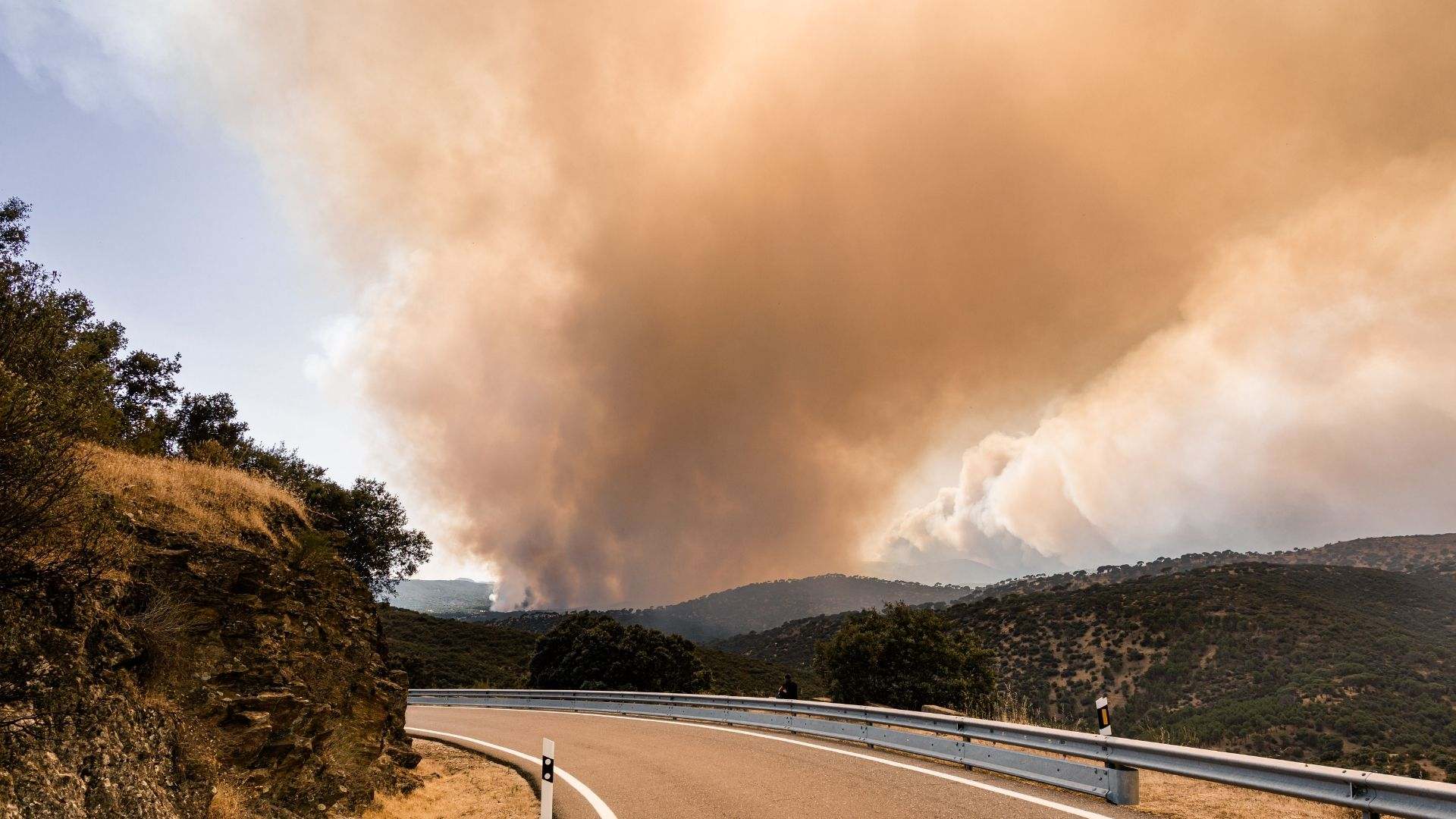 Incendios España: cómo activar la alerta de protección civil en el móvil para emergencias