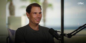 Rafa Nadal en el programa 'CNBC Meets' con la periodista Tania Bryer con motivo de la inauguración del Hotel Zel Fuerteventura.