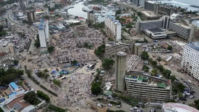 Vista aérea de Caraballeda, una de las localidades del estado La Guaira más afectadas por los terremotos.