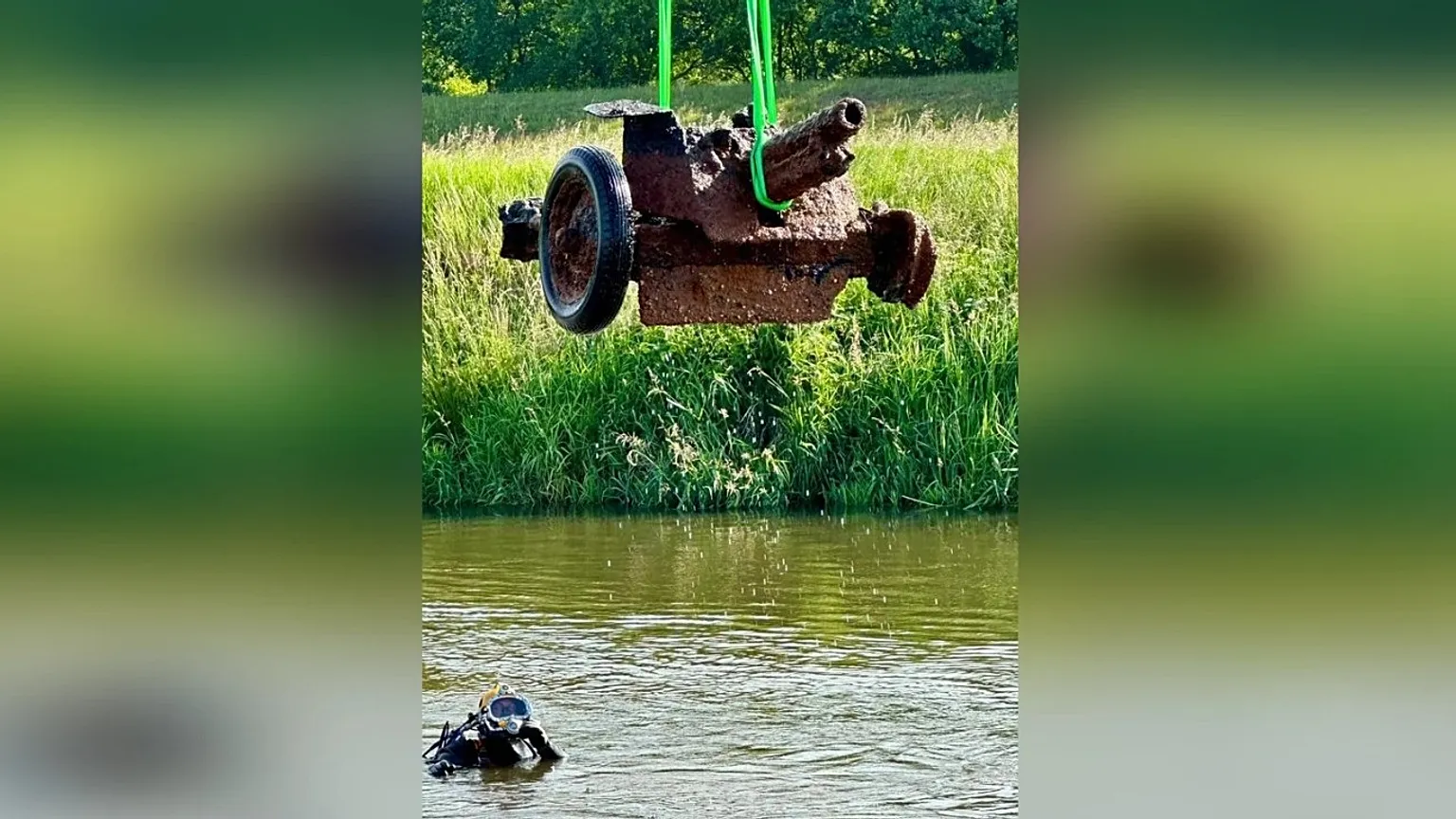 Second World War cannon recovered from the River Neisse