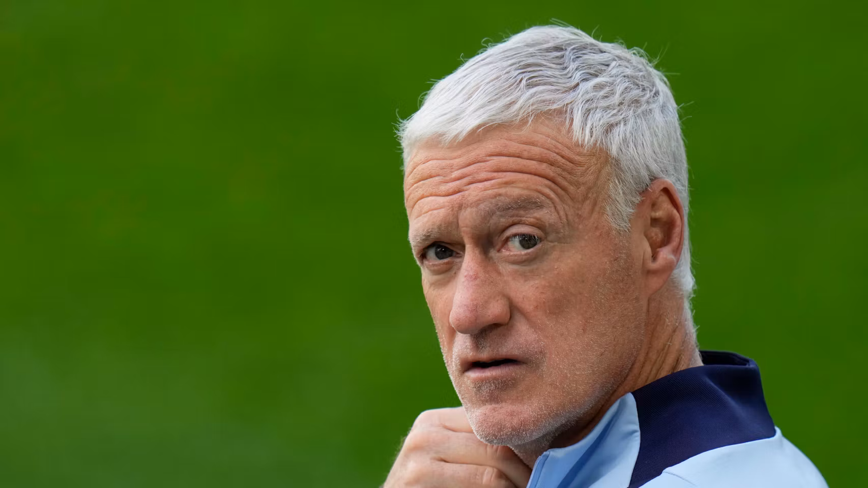 Deschamps, durante un entrenamiento con Francia.