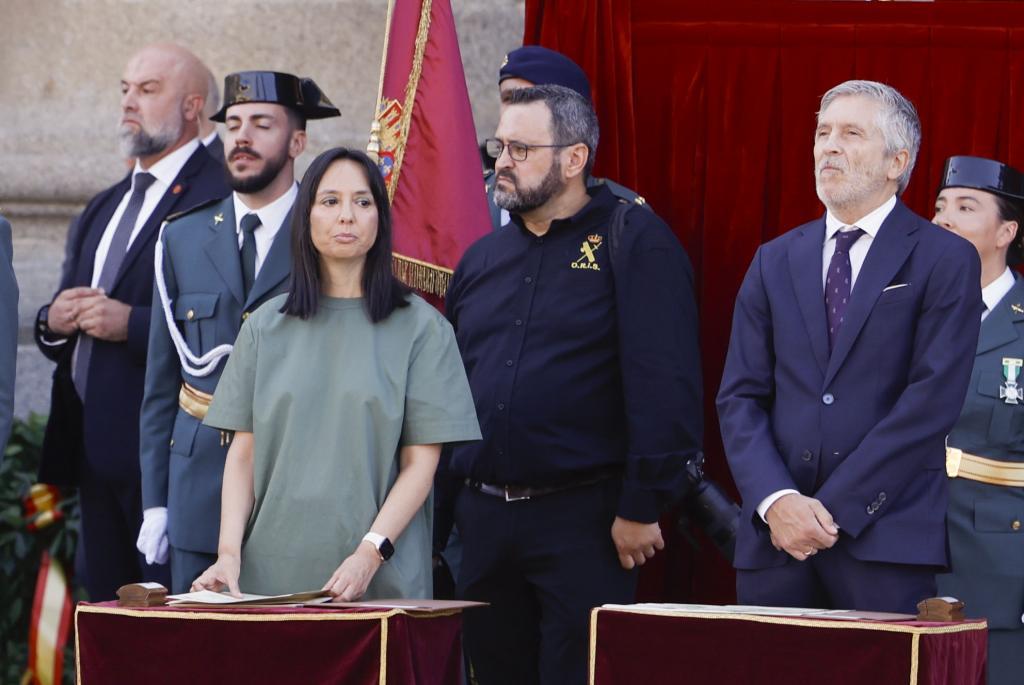 Mercedes González y Fernando Grande-Marlaska, este miércoles, en un acto de la Guardia Civil en San Lorenzo de El Escorial (Madrid).