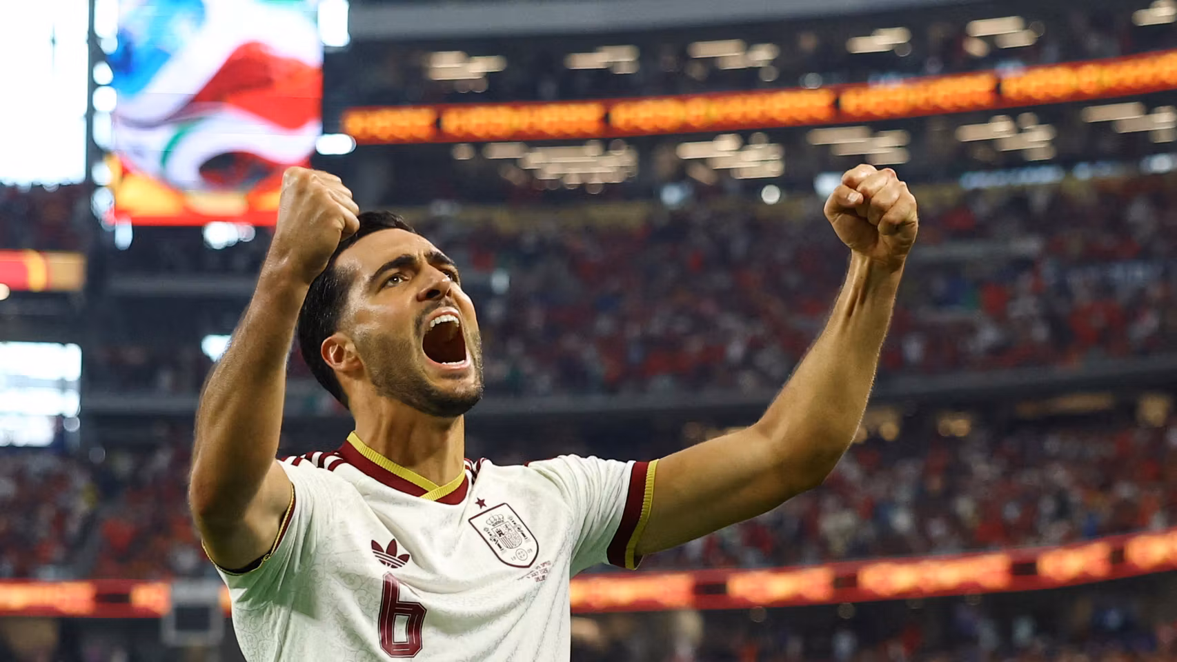 Mikel Merino celebra su gol ante Portugal.