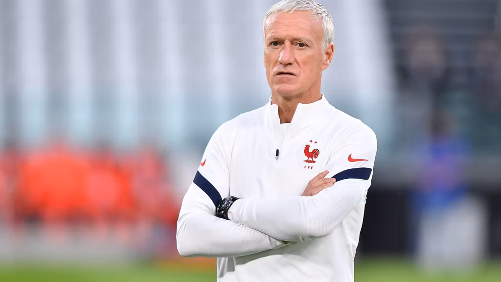 Didier Deschamps durante un entrenamiento con la selección francesa
