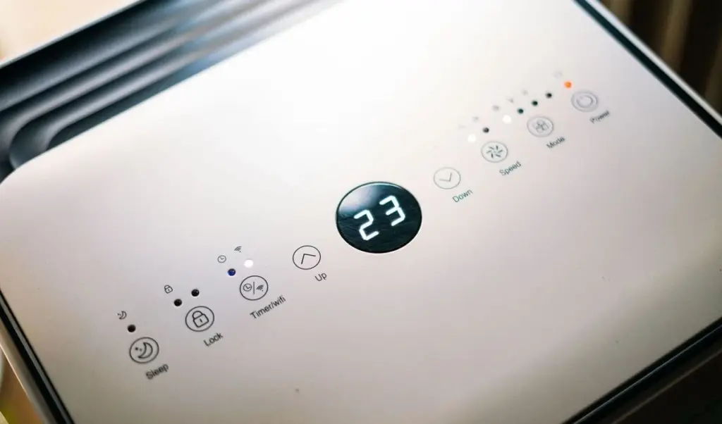 Acondicionador de aire portátil: el truco de la persiana para ganar eficiencia energética