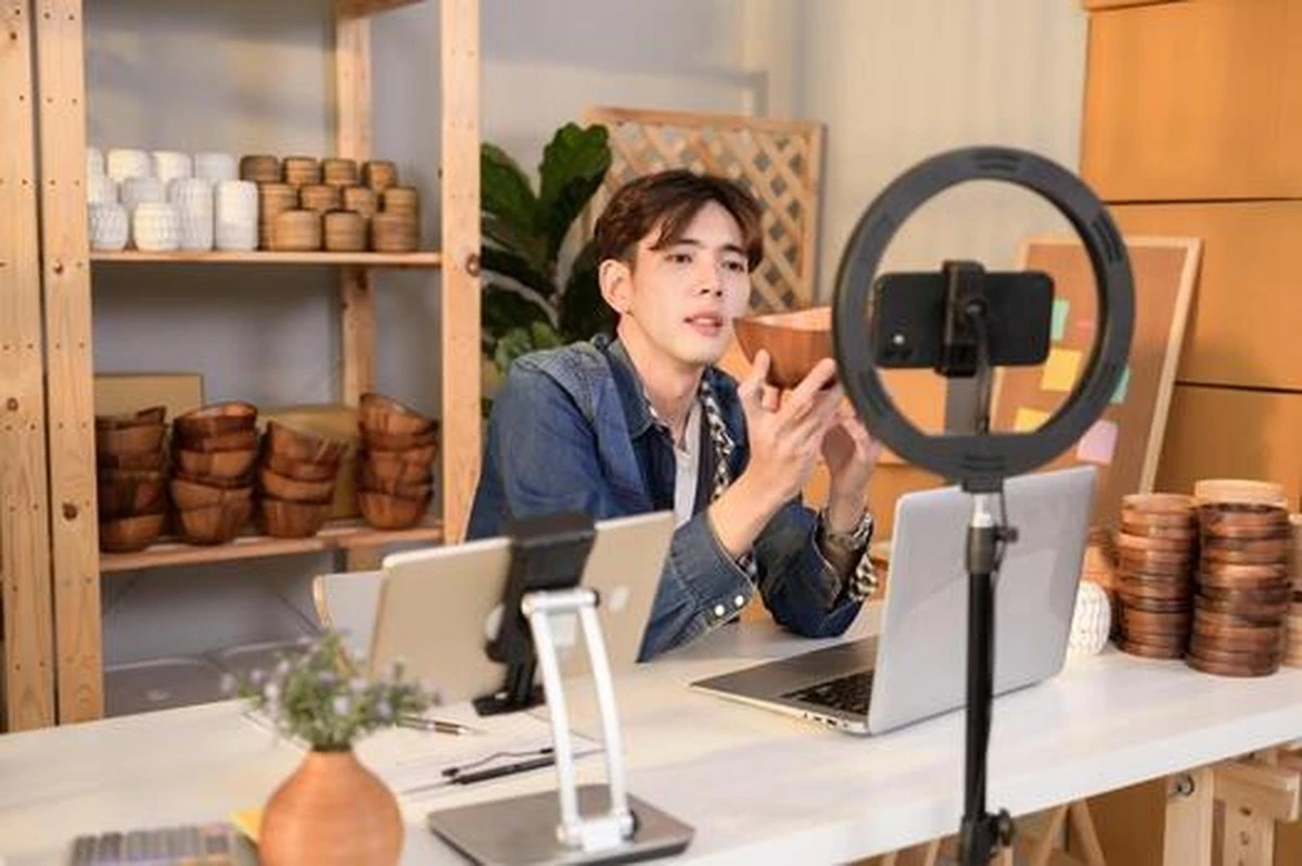 Adiós a Amazon: El secreto de Yassim y Electro Tak para reinar en Vigo - image 1