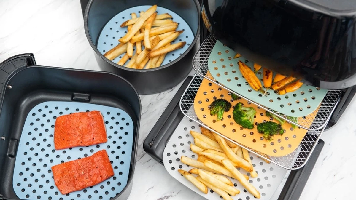 Adiós a la comida pegada: 5 accesorios de Aldi Süd para tu Freidora de aire - image 1