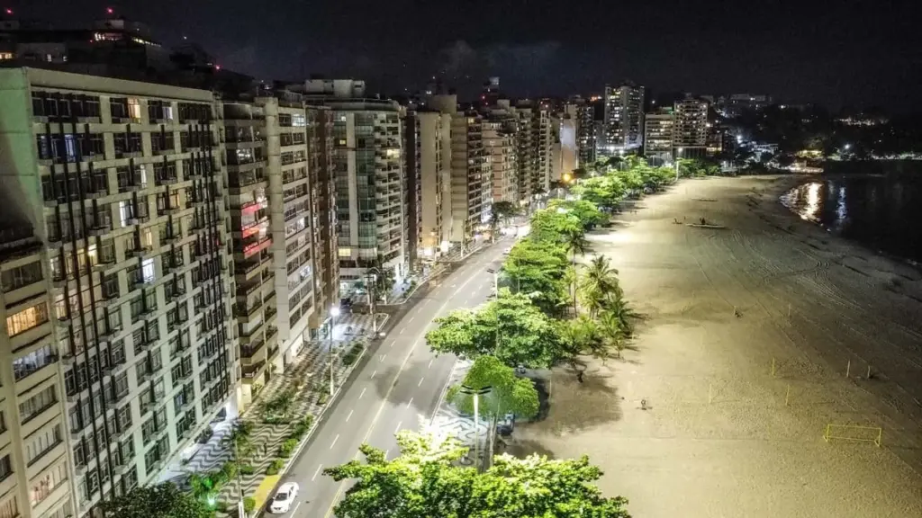 Adiós a las calles oscuras: Niterói logra el 100% LED y así cambia todo