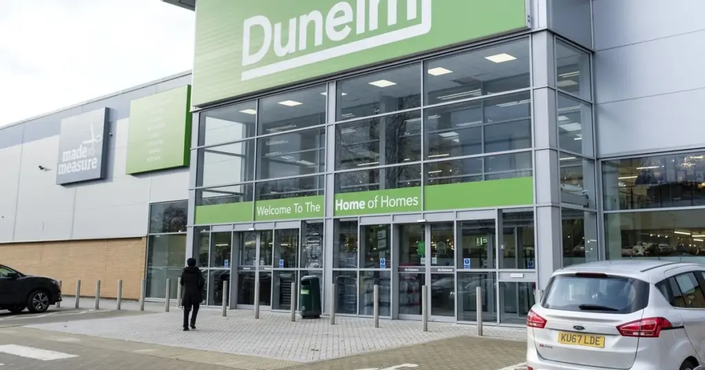 Adiós al caos: el Organizador de cajones de lino de 8 secciones de Dunelm
