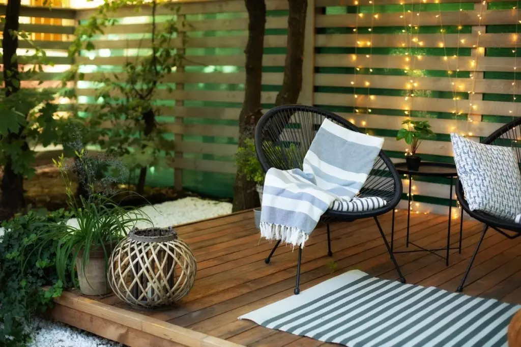 Alfombra de exterior: el error tras la lluvia que arruina tu terraza