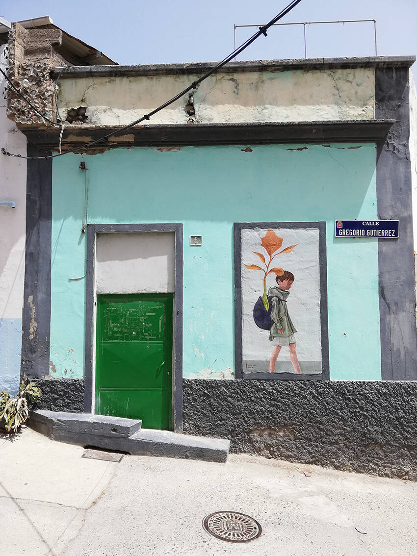 Mural de Irene León en calle Gregorio Gutiérrez. (Foto: cortesía)