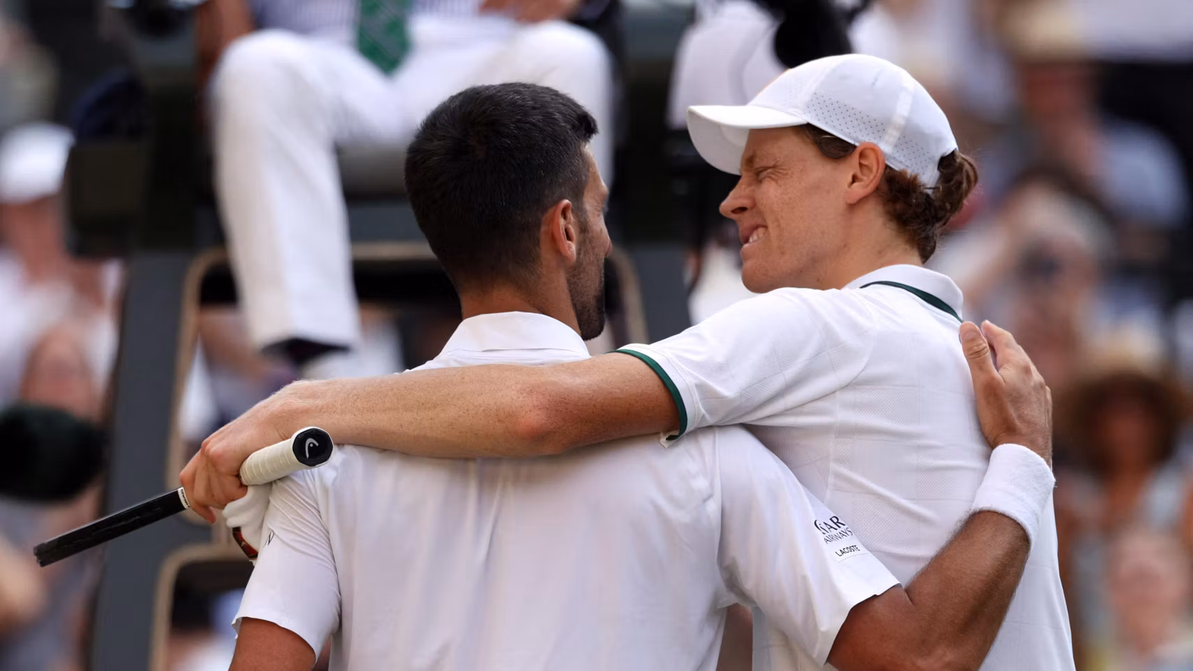Sinner y Djokovic después del partido.
