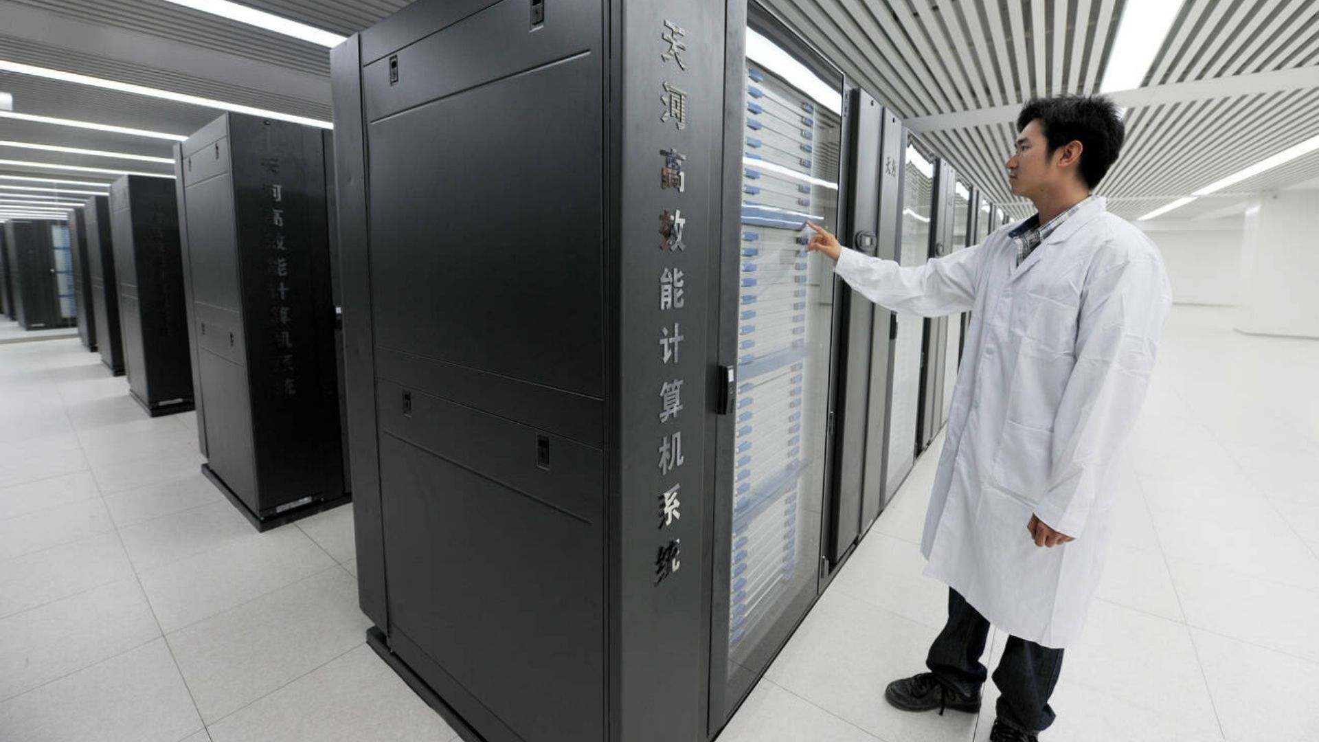 China deja sentada a EEUU y sus restricciones: construyen el superordenador más rápido del mundo