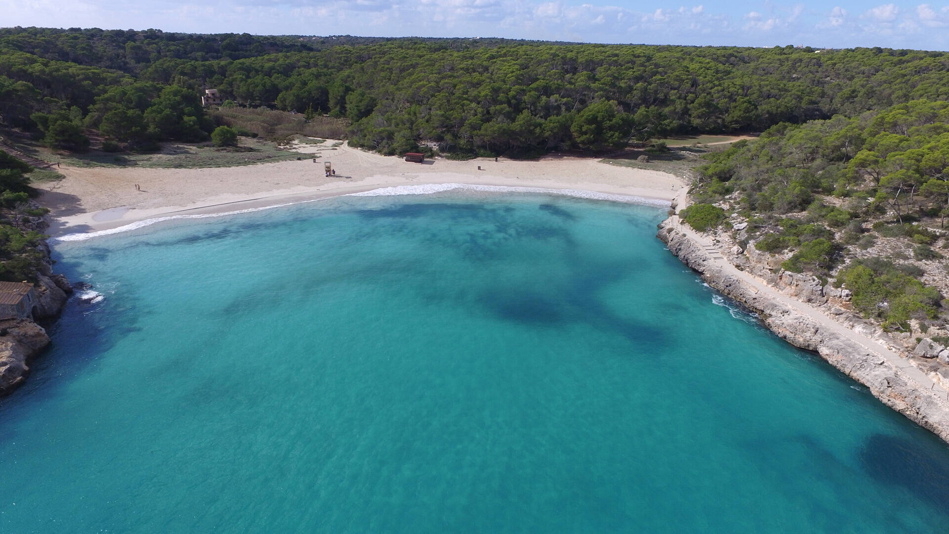 Foto: Las mejores playas de Mallorca para visitar este verano, según 'National Geographic'. (Illes Balears/Playa S'Amarador)