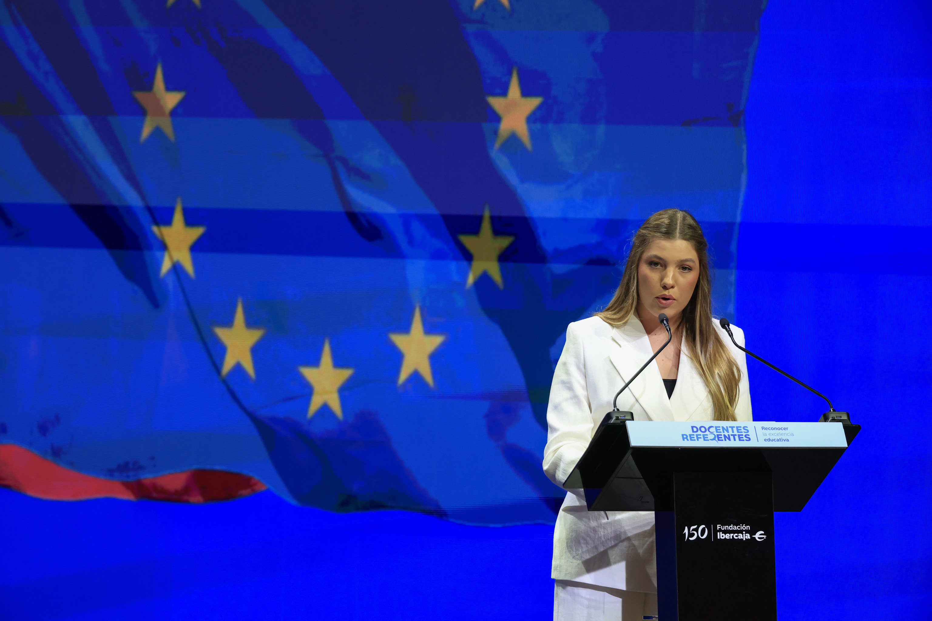 La Infanta Sofía durante su discurso en Zaragoza