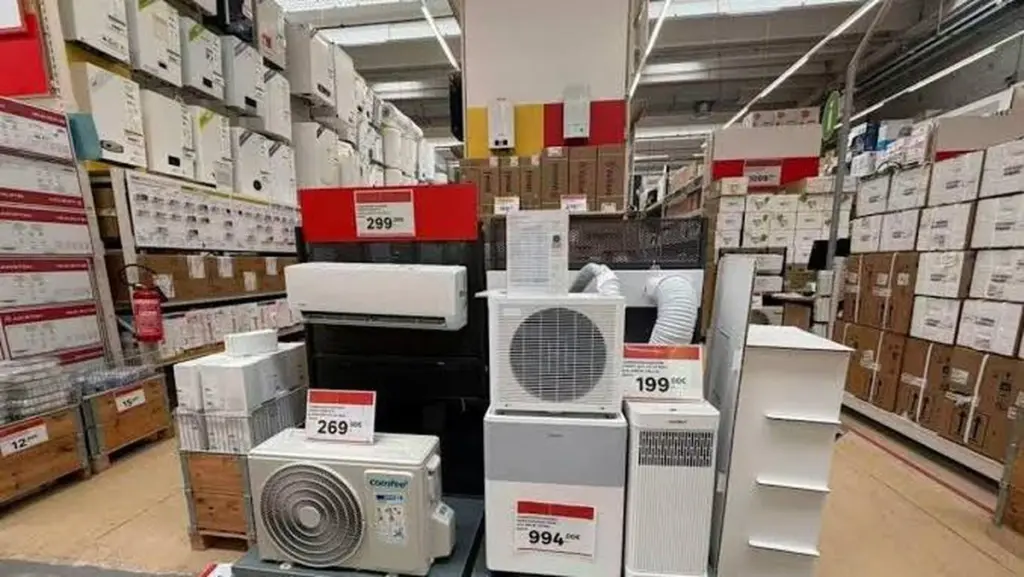 Calor en pisos históricos: el invento de Midea Group y su PortaSplit sin obras