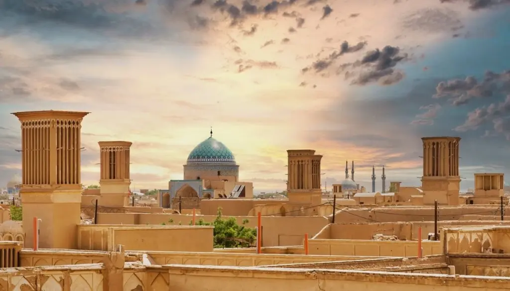 Casas a 50°C y factura cero: el secreto del Badgir en Irán para enfriar sin luz