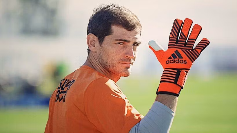 Casillas, portero del Oporto. Foto: Twitter (@IkerCasillas)