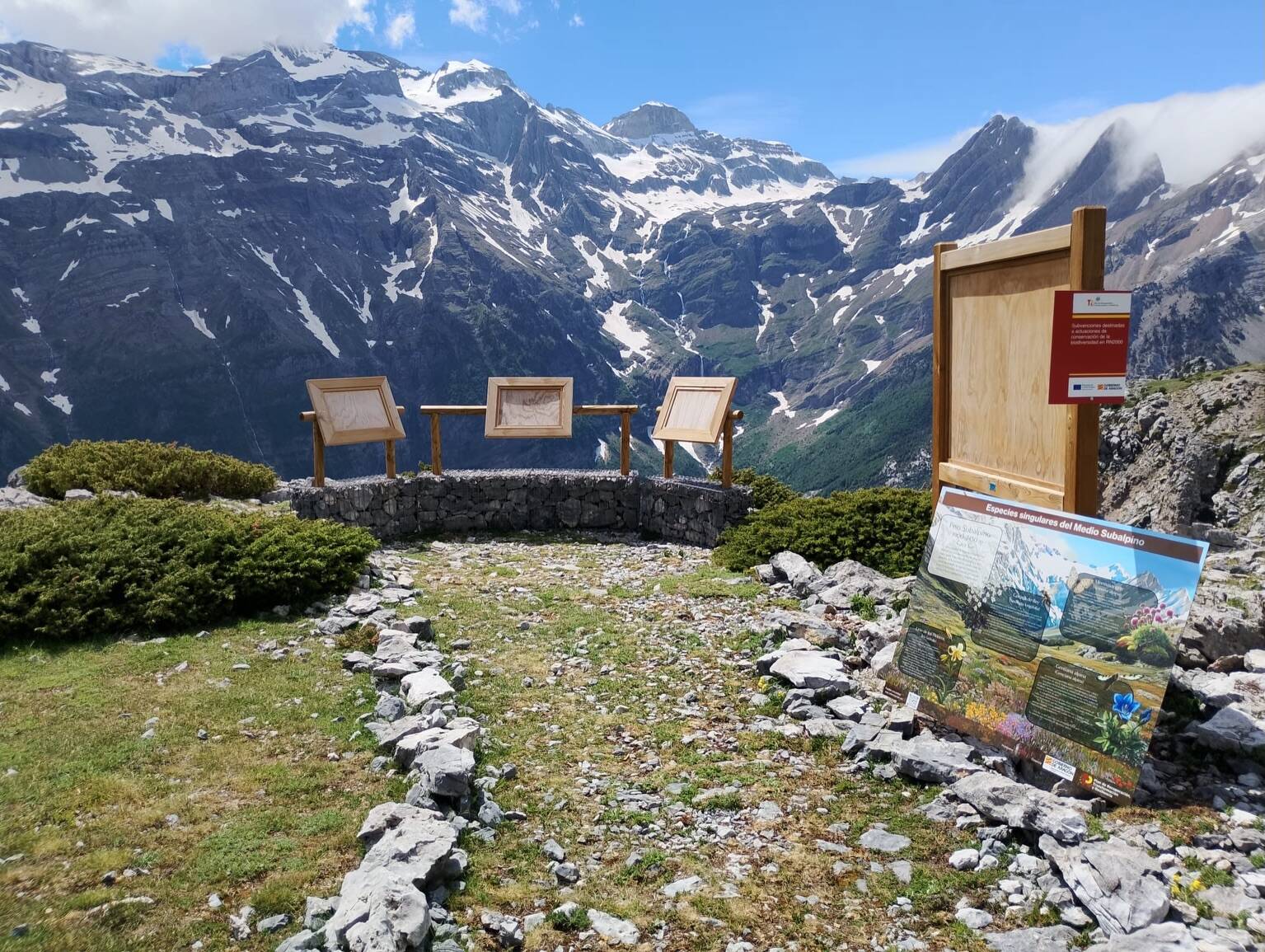 Foto: El pueblo que ha estrenado un mirador con vistas privilegiadas. (Instagram/@ayuntamientobielsa)
