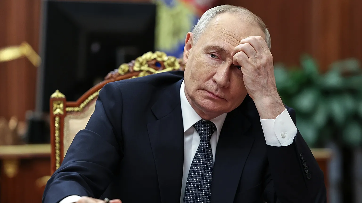 The EU has agreed its 21st package of sanctions against Russia.