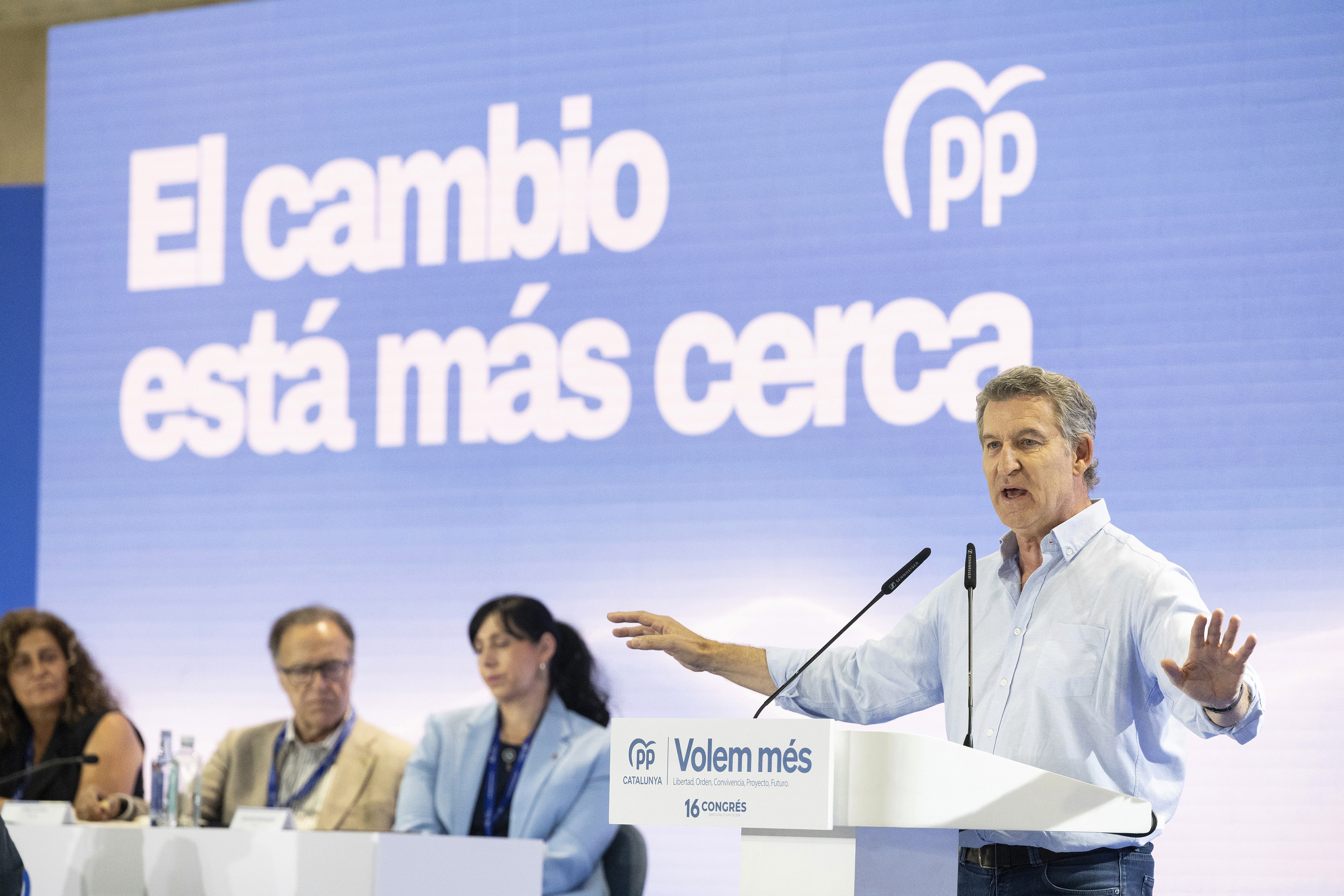 El presidente del PP, Alberto Núñez Feijóo, en Barcelona.