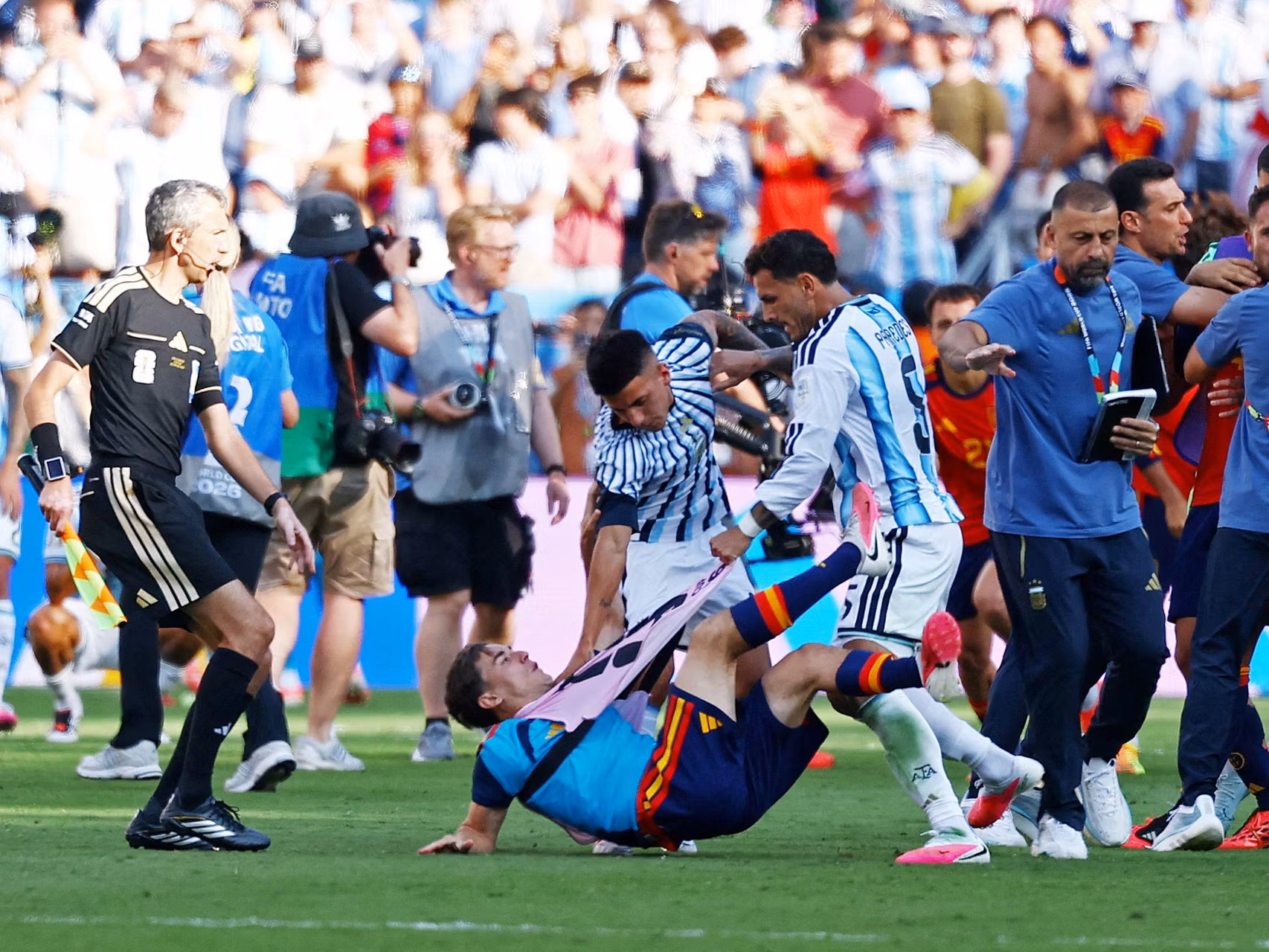 La agresión de Leandro Paredes