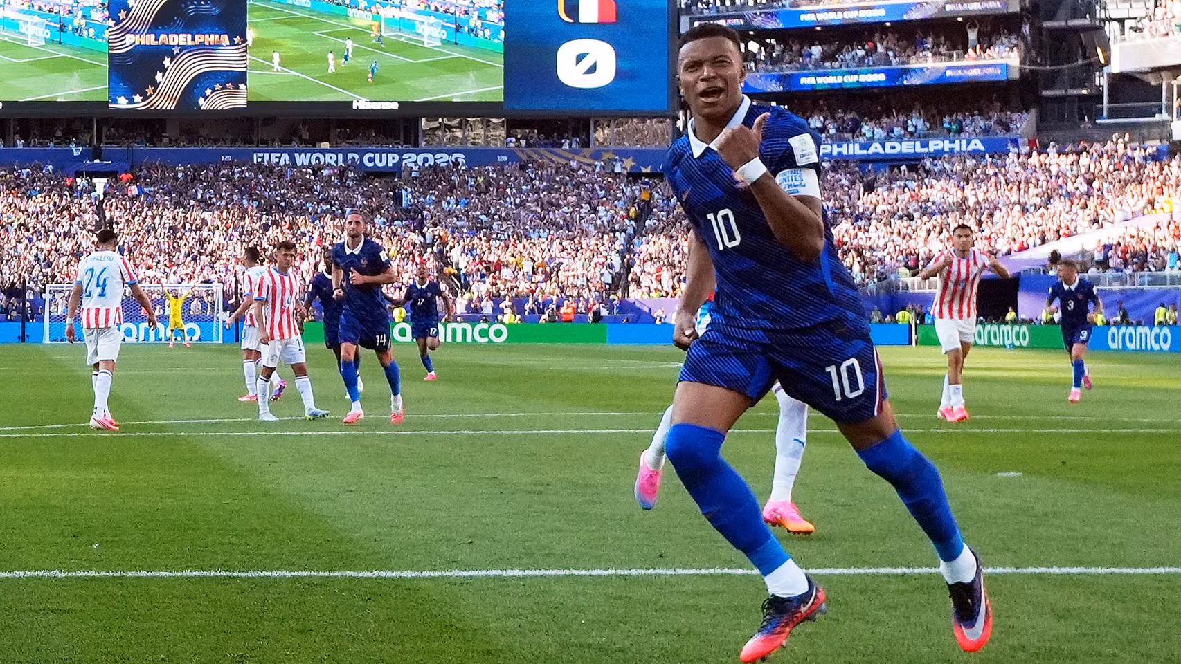 Mbappé, en la celebración de su gol.