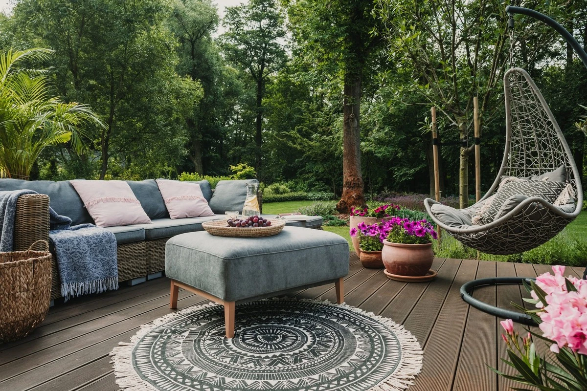 El truco de Finn Schjøll en Åsgårdstrand para un jardín 30% más relajante - image 1