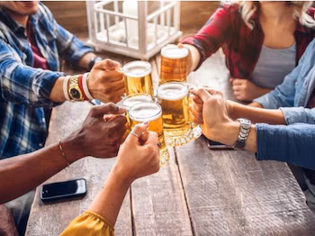 España se ha consolidado como el octavo país que más cerveza fabrica del planeta. (Europa Press)