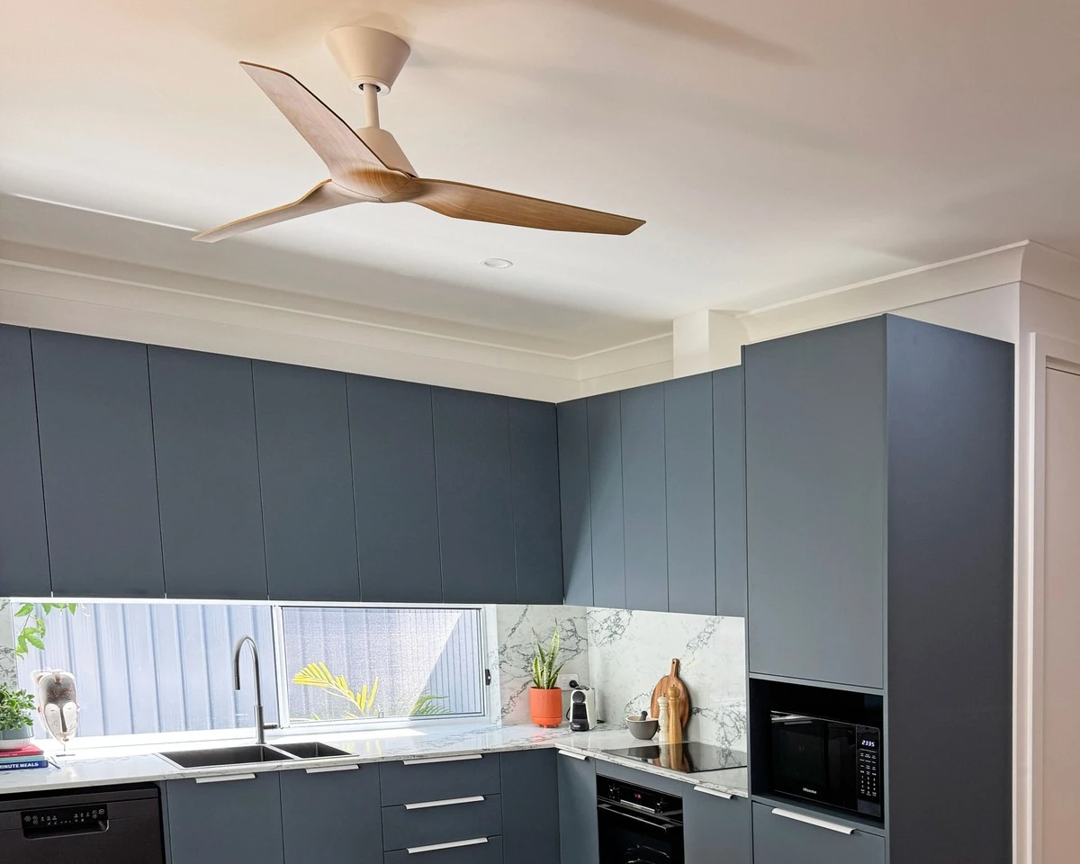 Factura de luz alta: el Ventilador de techo Livarno con luz LED de Lidl la baja un 90% - image 1