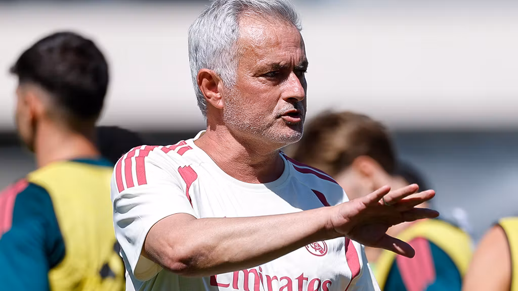 José Mourinho, en su primera sesión de entrenamiento.