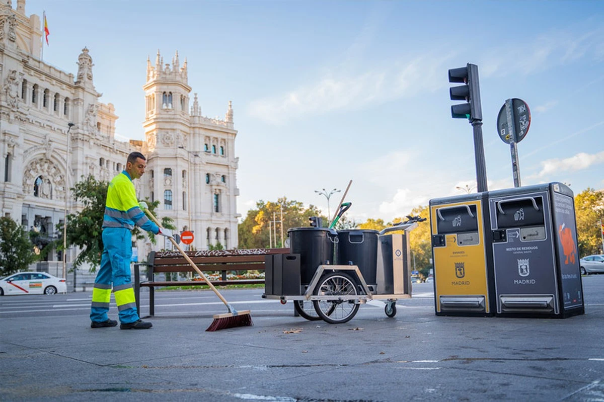 Fiestas de La Blanca en Vitoria: el truco en las paredes para no acabar empapado - image 1