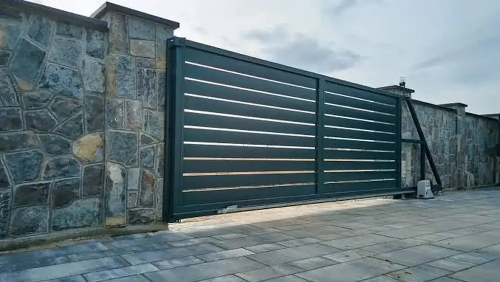 ¿Muro del vecino? Revisa el MPZP y su Derecho de construcción para quitarlo