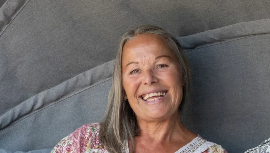 Patio pequeño: el método de Hanne Eriksen en Tønsberg para un oasis de lujo