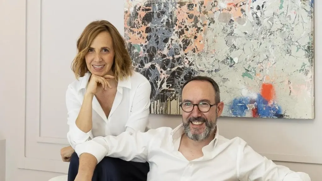 Salón pequeño: el truco de Elena Lapeña y Aitor Viteri para ganar 5 metros