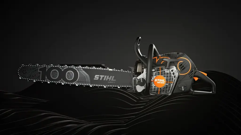 Stihl dice adiós al naranja: la Stihl MS 500i Centennial Edition revoluciona el monte
