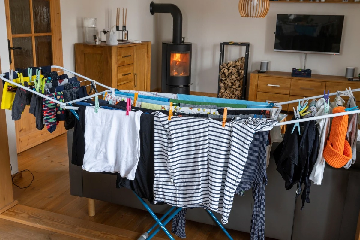 Temporada de monzones: el truco de la toalla para una higiene de la ropa impecable - image 1