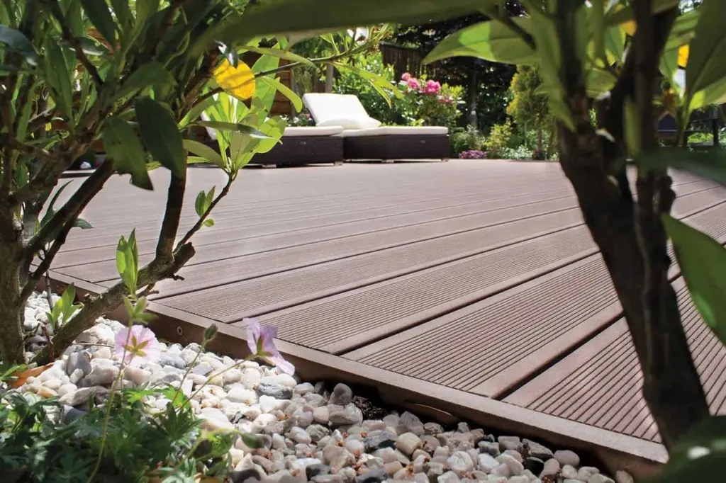 Terraza fresca con Carla Stoian Strubert y Caresto Design: 3 trucos de experto