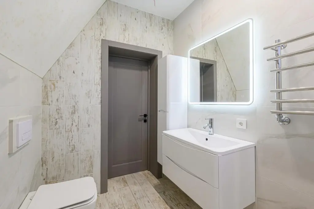 Tu cuarto de baño parecerá otro: el armario con espejo que lo cambia todo